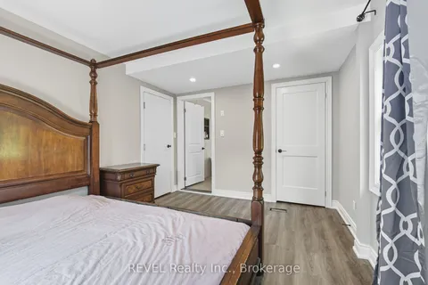 6238 PINE GROVE Avenue, ON L2G 4J2