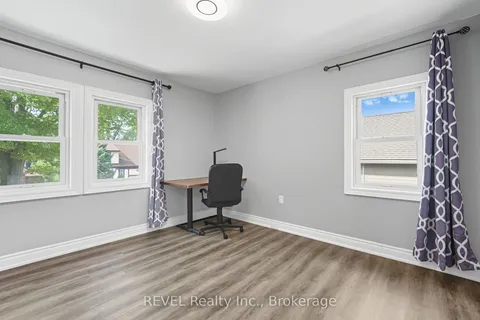 6238 PINE GROVE Avenue, ON L2G 4J2