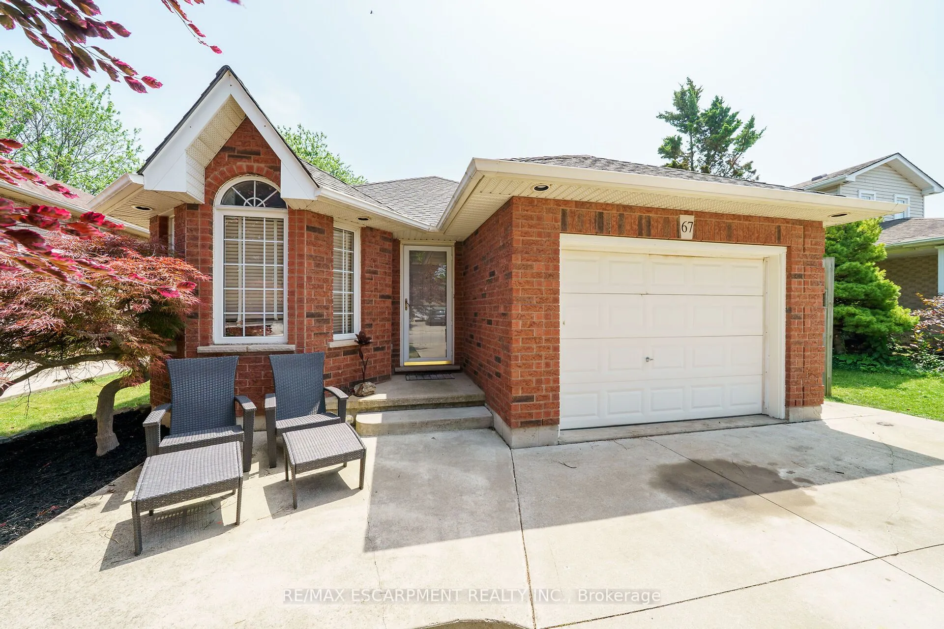 67 Jeremy Street, ON L9A 5J8