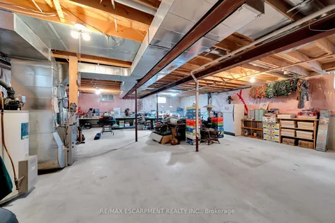 67 Jeremy Street, ON L9A 5J8