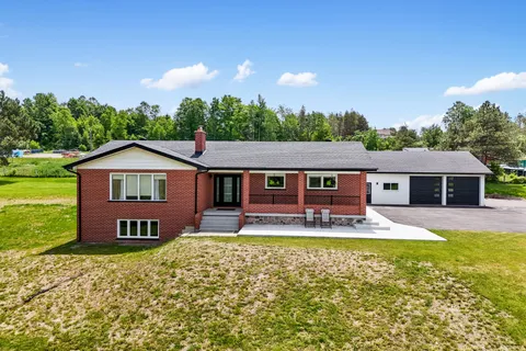 8803 Dale Road, ON K9A 4J9