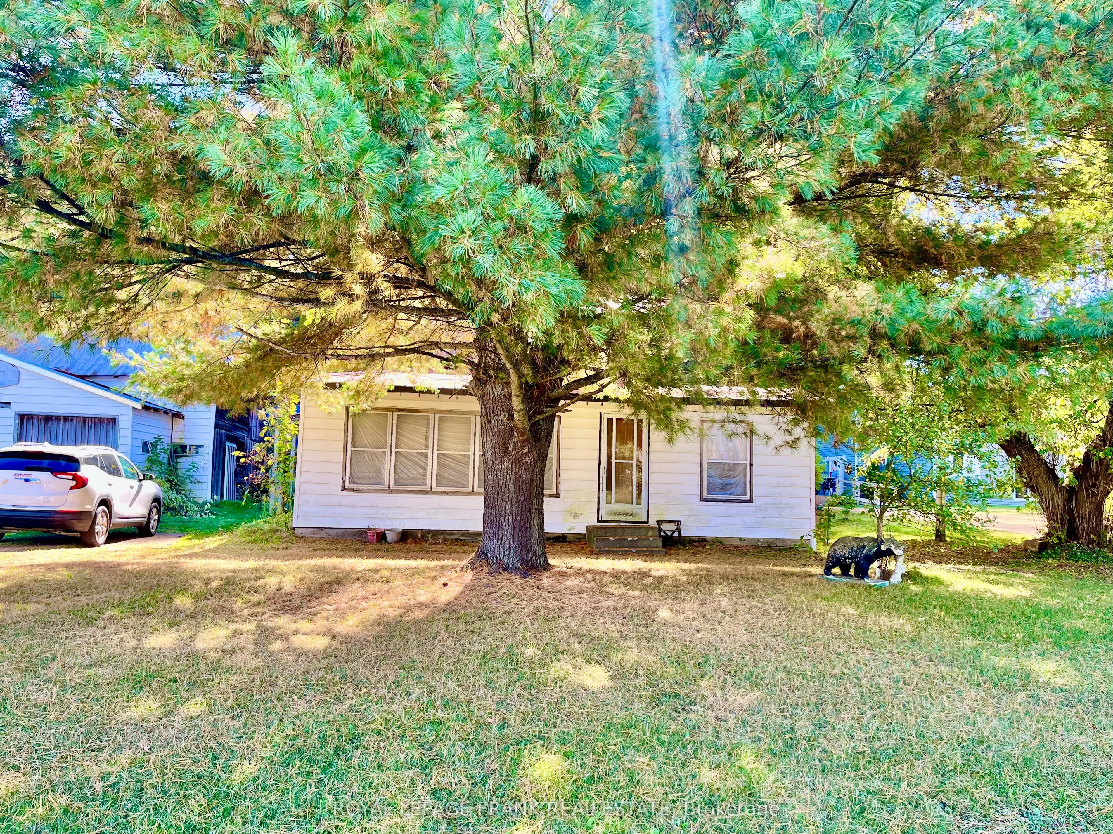 35560 Hwy 28 N/A, ON K0L 1M0