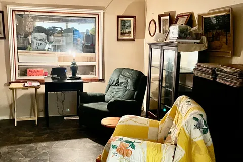 35560 Hwy 28 N/A, ON K0L 1M0