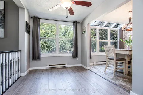 8 Pickwick Place, ON N1H 7V8