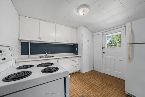 170-172 Blake Street, ON K9A 2K5