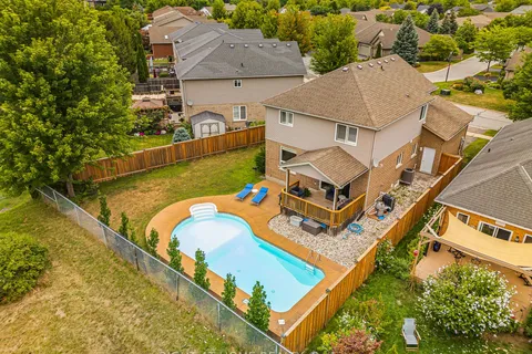 80 Loretta Drive, ON L0S 1T0