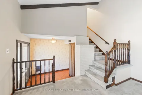 80 Market Street, ON K7G 2M3