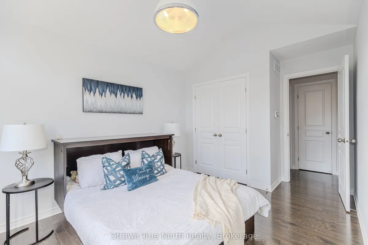 206 Ancaster Avenue, ON K2B 5B3