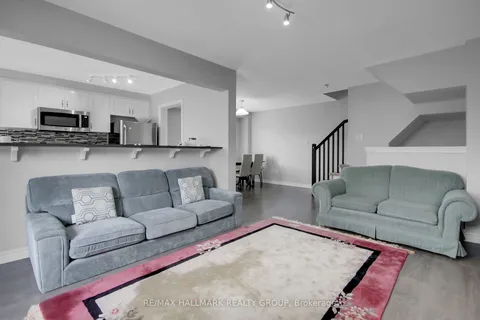 41 Maroma Street, ON K4A 1A3