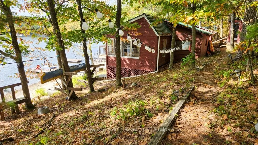 23 Four Mile Island, ON P0M 1A0