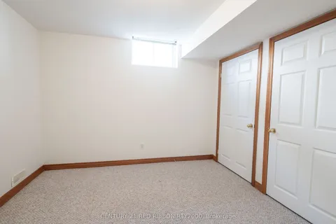 482 Riverview Drive, ON N7G 4B3