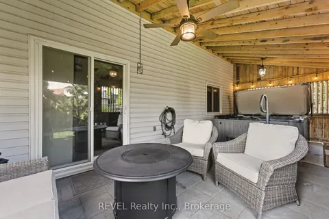 11 Supreme Drive, ON L8W 3V1