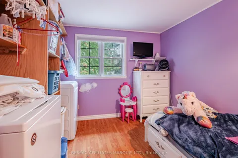 668 Champlain Drive, ON K6H 6P2