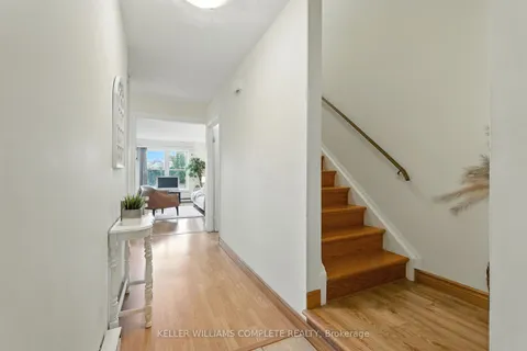 365 Cochrane Road, ON L8K 6C2