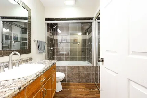 99 West Gore Street, ON N5A 1K1