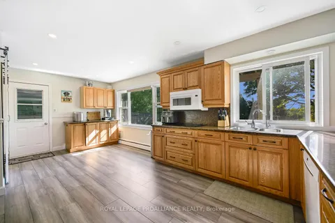 4 Connell Place, ON K0E 1T0