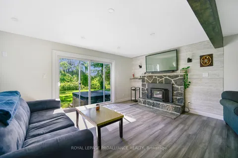 4 Connell Place, ON K0E 1T0