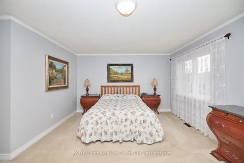 4 Alex Grant Place, ON L2P 0A2