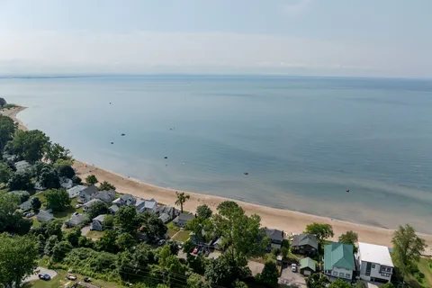 367 Grandview Road, ON L2A 4T3