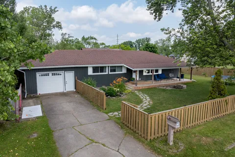 367 Grandview Road, ON L2A 4T3