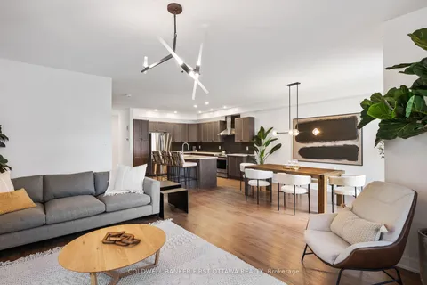 1101 ROTARY Way, ON K1T 0W1