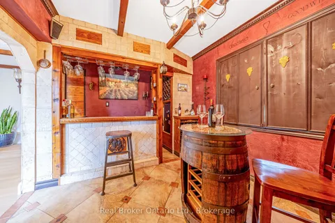 6024 Fourth Line, ON L0N 1N0