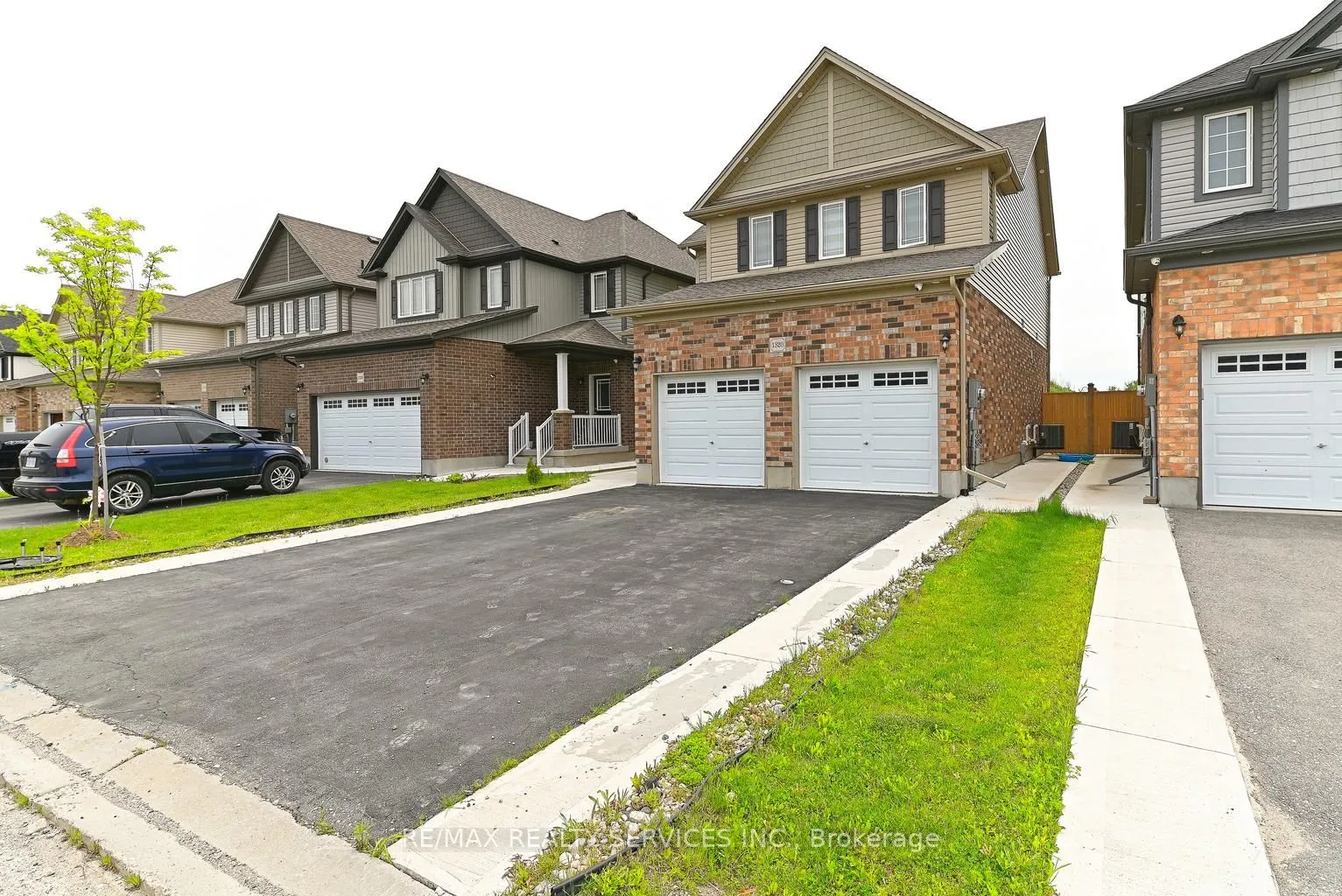 1320 Calais Drive, ON N4T 0L8