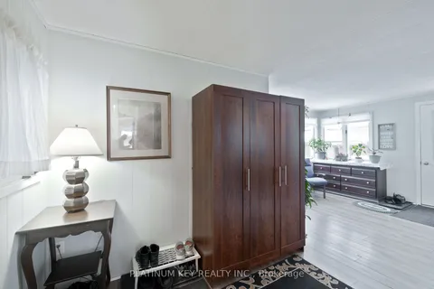 477 Richard Crescent, ON N7G 3P4