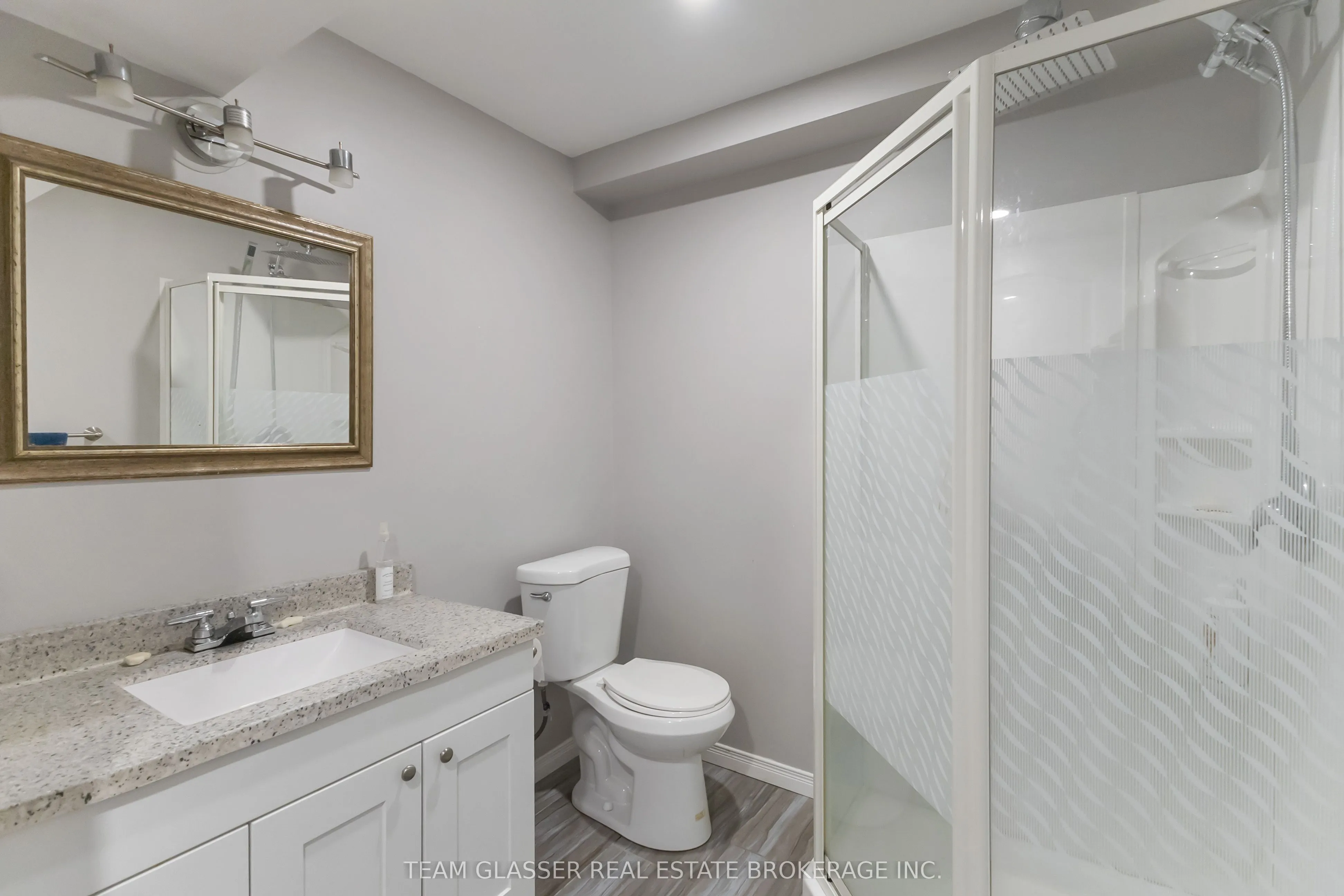 17 CARRIE Crescent, ON N5R 6B9