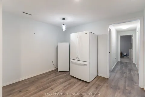 17 CARRIE Crescent, ON N5R 6B9