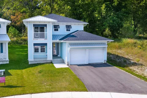 93 The Promenade N/A, ON N5L 1C5