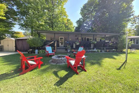 9338 West Ipperwash Road, ON N0N 1J2