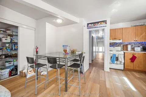 181 Alfred Street, ON K7L 3R8