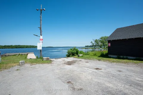 200 Dunnette Landing, ON K0K 2X0