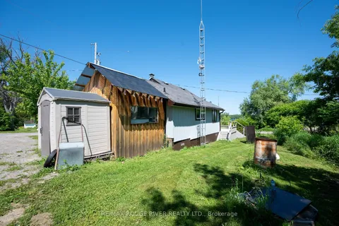 200 Dunnette Landing, ON K0K 2X0