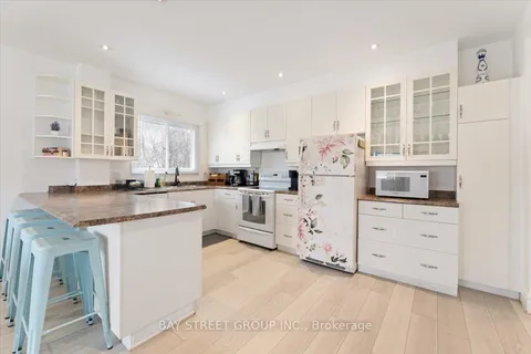 1019 Beach Boulevard, ON L8H 6Z8