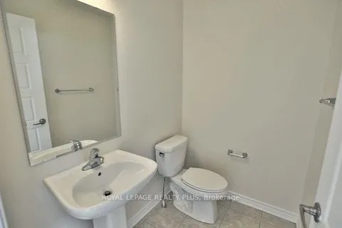 22 Spring Creek Drive, ON L8B 1V7