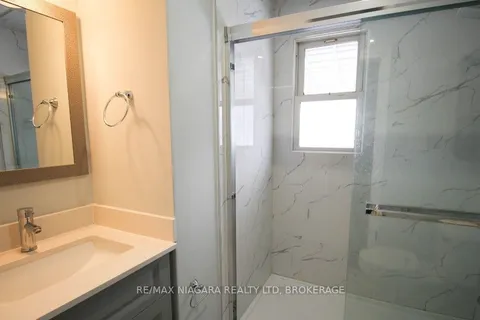 9 Inglewood Road, ON L2P 2C3