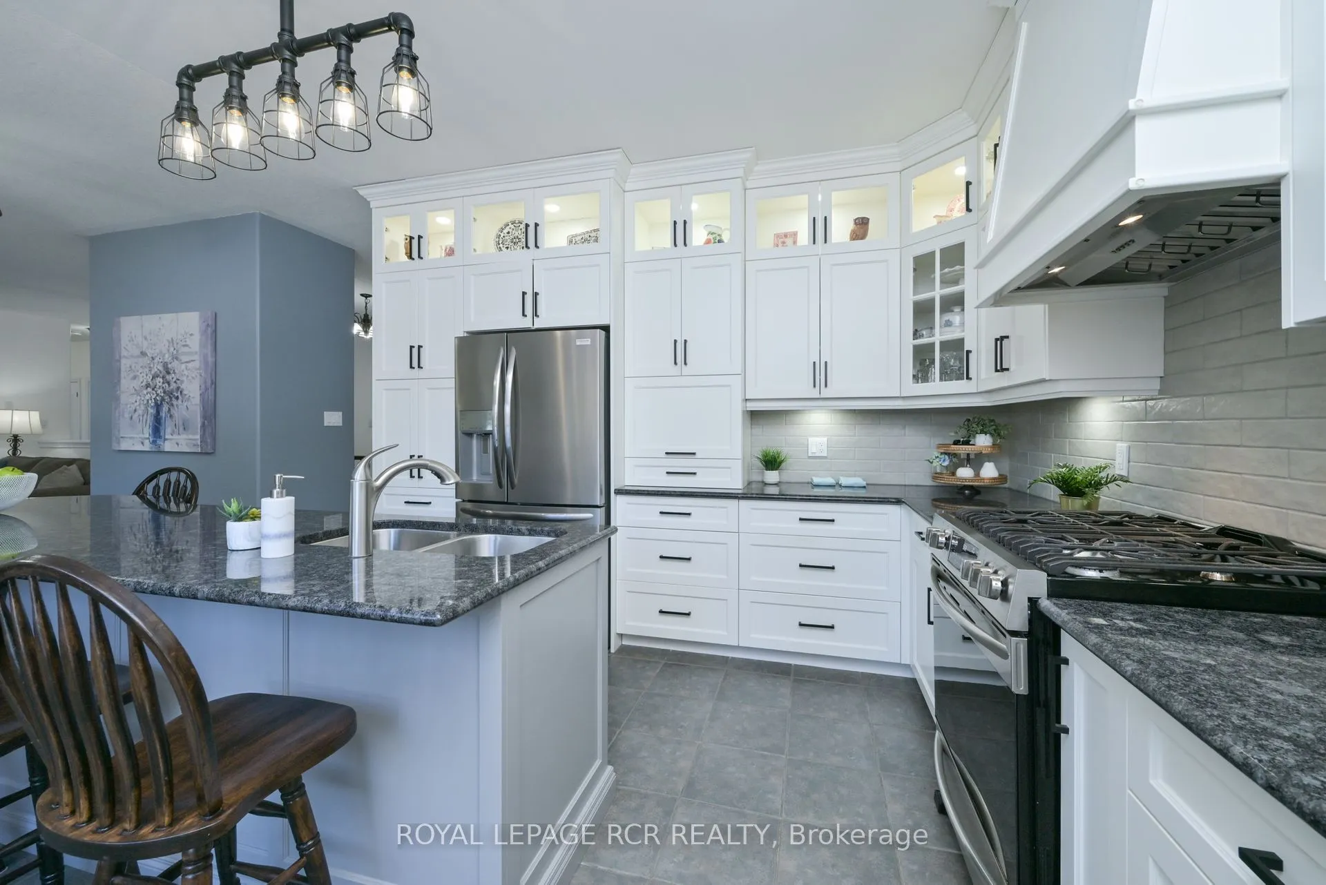 44 Rayburn Meadows N/A, ON L9W 7E7