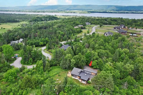 1141 Julia Court, ON K0A 1T0