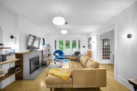 383 Huron Street, ON N6A 2K3