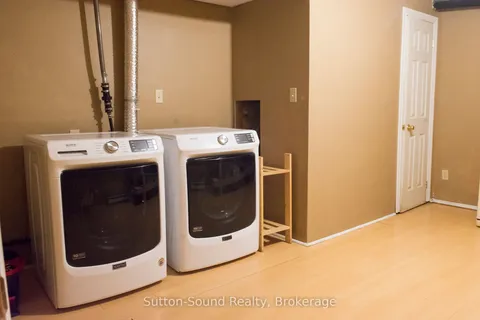 103 Ivy Drive, ON N0H 2T0