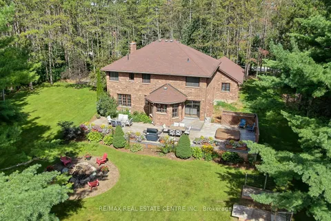 4 Pine Ridge Road, ON N0B 1T0