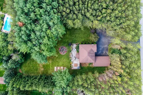 4 Pine Ridge Road, ON N0B 1T0