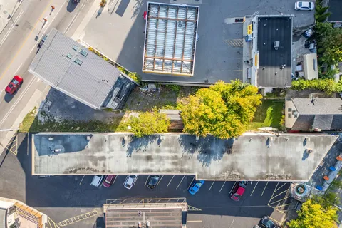 684 Princess Street, ON K7L 1E7