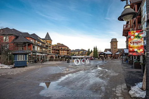 190 Courtland Street, ON L9Y 4E4