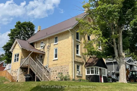 182 12th Street, ON N4N 1T8