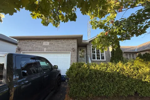 1388 Ottawa Street, ON K7P 0C2