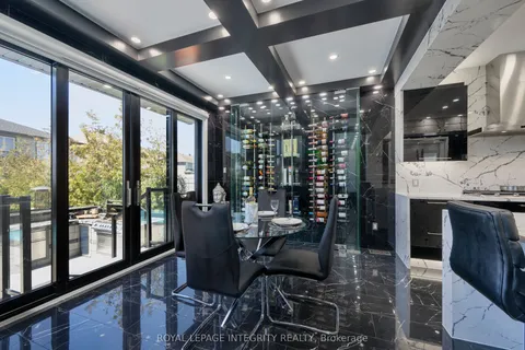 232 Condado Crescent, ON K2V 0P3