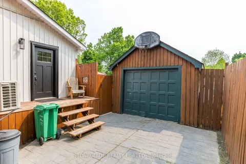 454 Mark Street, ON K9H 1V9